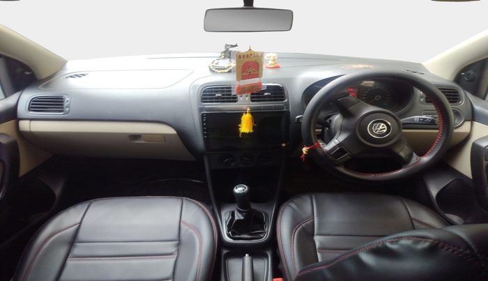 2010 Volkswagen Polo TRENDLINE 1.2L PETROL, Petrol, Manual, 1,00,035 km, interior