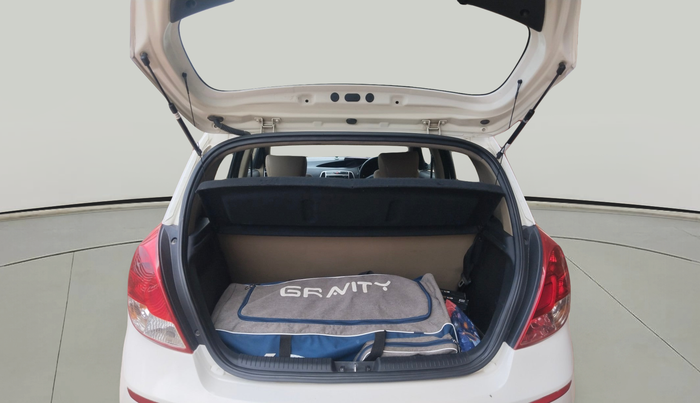 2013 Hyundai i20 MAGNA 1.2, Petrol, Manual, 1,17,276 km, exterior