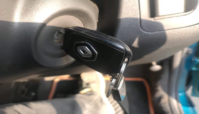 2020 Renault Kwid CLIMBER 1.0 AMT (O), Petrol, Automatic, 29,891 km, interior