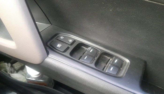 2017 Hyundai Creta E PLUS 1.6 PETROL, Petrol, Manual, 1,03,700 km, interior