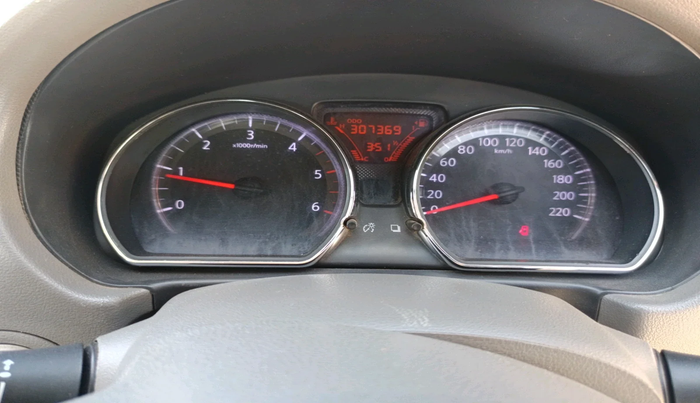 2012 Nissan Sunny XV DIESEL, Diesel, Manual, 3,07,369 km, interior