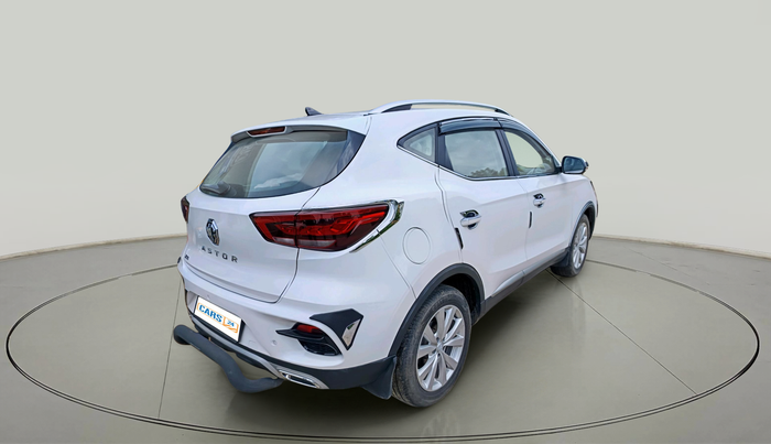 2024 MG ASTOR Select 1.5 MT (Ivory), Petrol, Manual, 16,392 km, exterior