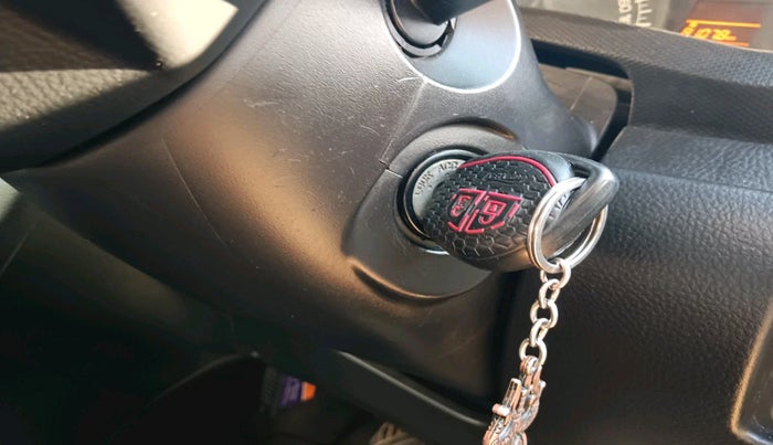 2015 Maruti Swift LXI, Petrol, Manual, 1,09,761 km, interior