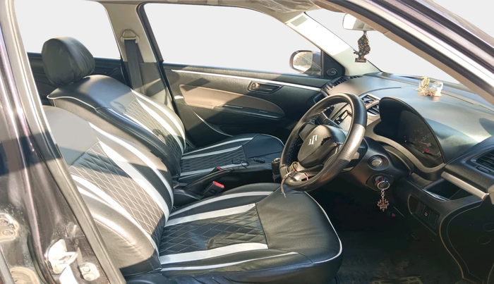 2015 Maruti Swift LXI, Petrol, Manual, 1,09,761 km, interior