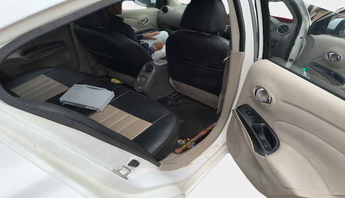 2013 Nissan Sunny XV DIESEL, Diesel, Manual, 1,19,599 km, interior