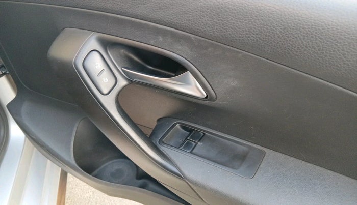 2020 Volkswagen Polo TRENDLINE 1.0L, Petrol, Manual, 57,510 km, interior