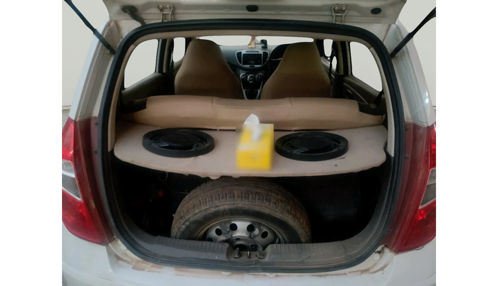 2015 Hyundai i10 MAGNA 1.1, Petrol, Manual, 1,00,830 km, exterior