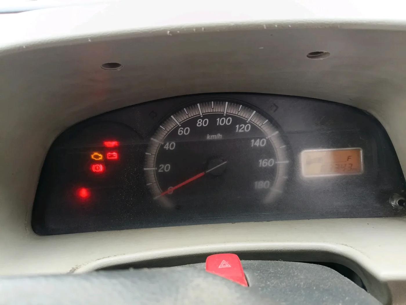 2019 Maruti Eeco 5 STR WITH A/C+HTR, Petrol, Manual, 63,348 km, interior