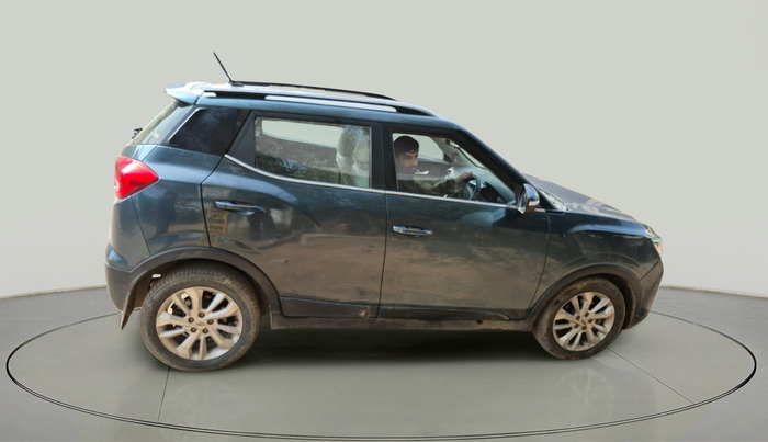 2020 Mahindra XUV300 W8 1.5 DIESEL, Diesel, Manual, 1,13,580 km, exterior