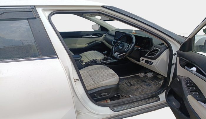 2019 KIA SELTOS HTX PLUS 1.5 DIESEL, Diesel, Manual, 1,20,501 km, interior