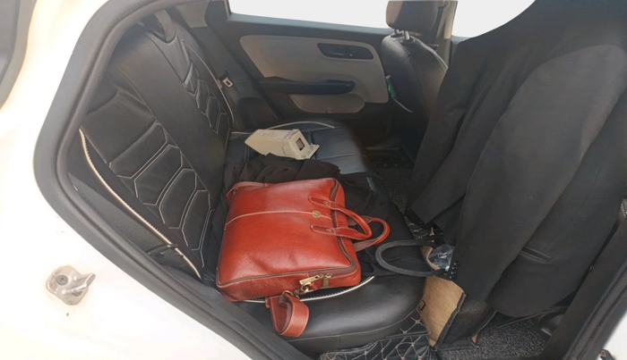 2022 Tata ALTROZ XT PETROL, Petrol, Manual, 27,219 km, interior