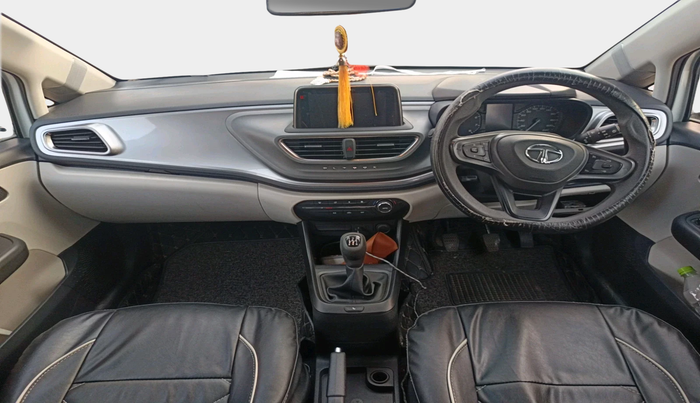 2022 Tata ALTROZ XT PETROL, Petrol, Manual, 27,219 km, interior