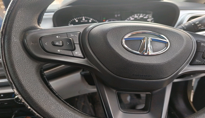 2022 Tata ALTROZ XT PETROL, Petrol, Manual, 27,219 km, interior