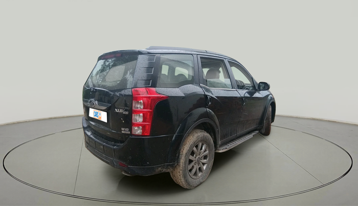 2016 Mahindra XUV500 W10 AT, Diesel, Automatic, 1,22,999 km, exterior