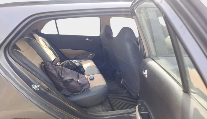 2016 Hyundai Grand i10 SPORTZ 1.2 KAPPA VTVT, Petrol, Manual, 15,713 km, interior