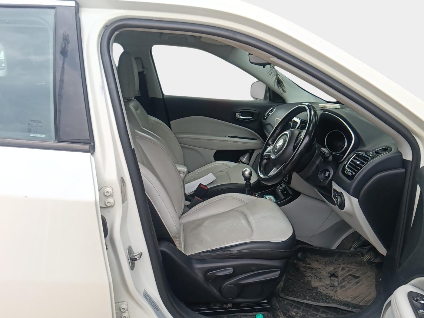 2018 Jeep Compass LIMITED 2.0 DIESEL, Diesel, Manual, 1,36,500 km, interior