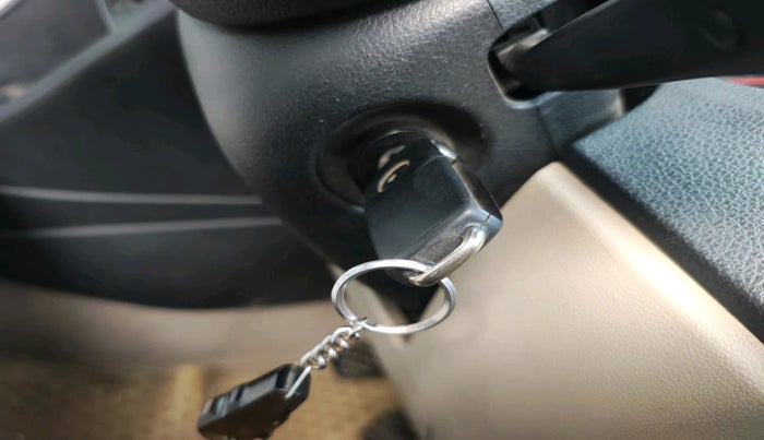 2013 Volkswagen Polo COMFORTLINE 1.2L PETROL, Petrol, Manual, 94,909 km, interior