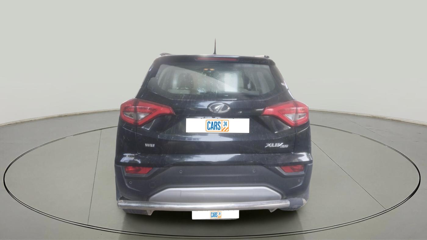 2020 Mahindra XUV300 W8 (O) 1.2 PETROL, Petrol, Manual, 1,50,433 km, exterior