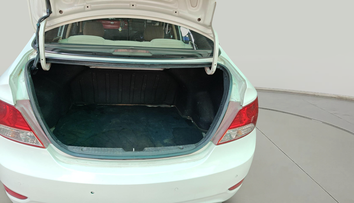 2014 Hyundai Verna FLUIDIC 1.6 CRDI EX, Diesel, Manual, 93,404 km, exterior