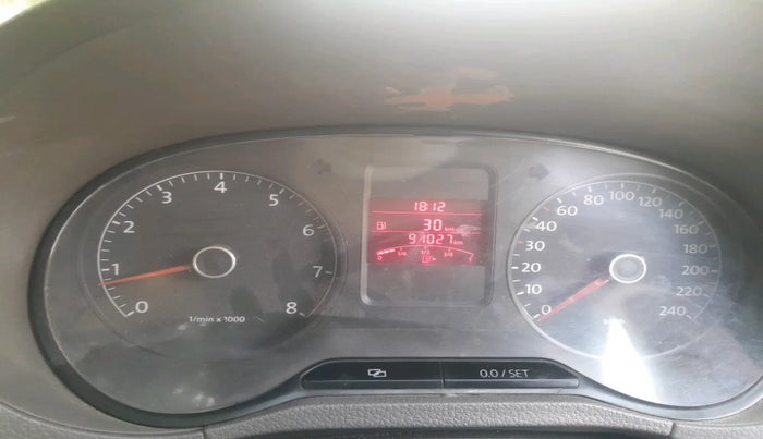 2011 Volkswagen Vento HIGHLINE 1.6 MPI, Petrol, Manual, 91,027 km, interior