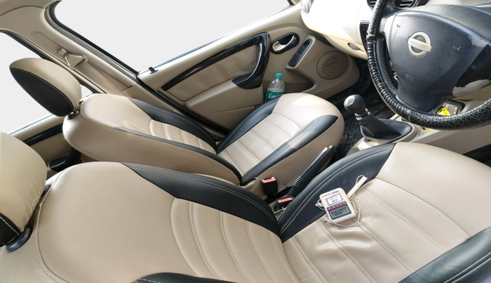 2014 Nissan Terrano XV D THP 110 PS, Diesel, Manual, 97,455 km, interior