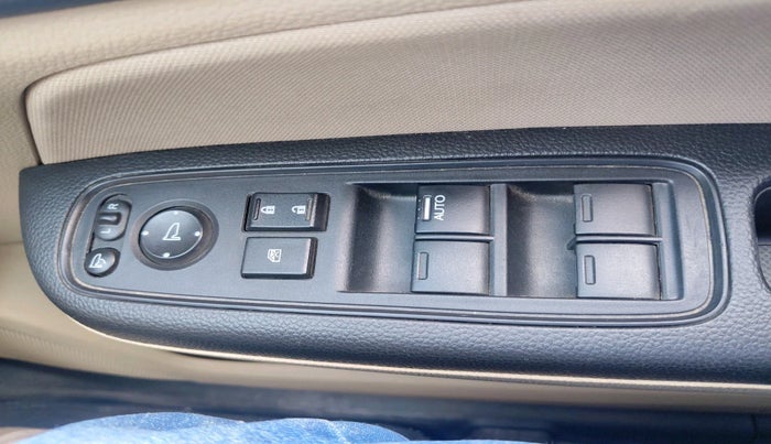 2023 Honda Amaze 1.2L I-VTEC VX CVT, Petrol, Automatic, 16,148 km, interior