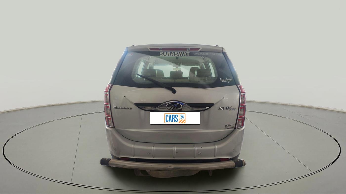 2016 Mahindra XUV500 W8 AT, Diesel, Automatic, 2,17,000 km, exterior