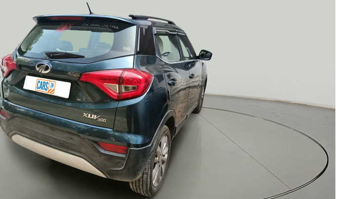 2019 Mahindra XUV300 W8 1.5 DIESEL, Diesel, Manual, 84,295 km, exterior