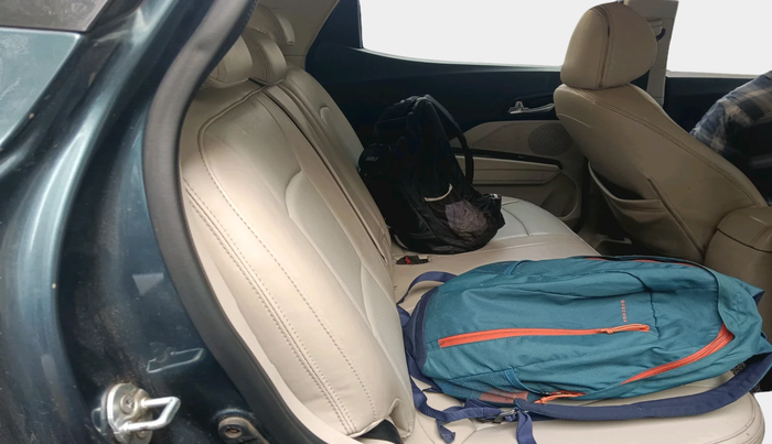 2019 Mahindra XUV300 W8 1.5 DIESEL, Diesel, Manual, 84,295 km, interior