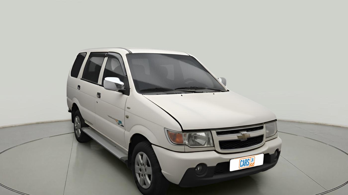 2013 Chevrolet Tavera NEO 3 7 STR BS III, Diesel, Manual, 2,01,235 km, exterior