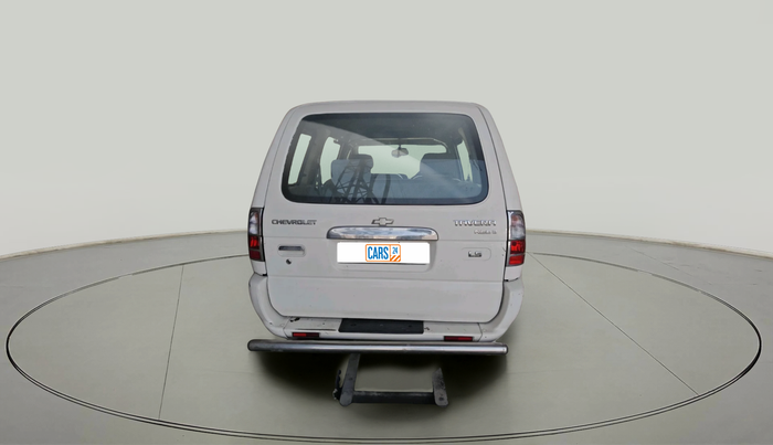 2013 Chevrolet Tavera NEO 3 7 STR BS III, Diesel, Manual, 2,01,235 km, exterior