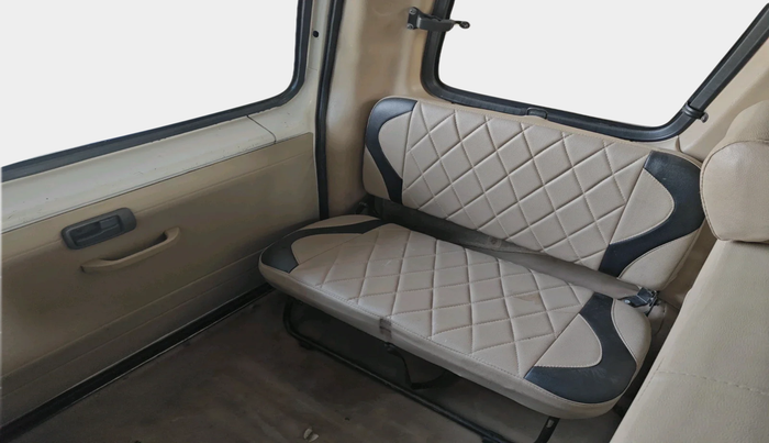 2013 Chevrolet Tavera NEO 3 7 STR BS III, Diesel, Manual, 2,01,235 km, interior