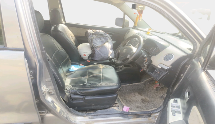 2016 Maruti Wagon R 1.0 VXI, Petrol, Manual, 1,39,854 km, interior