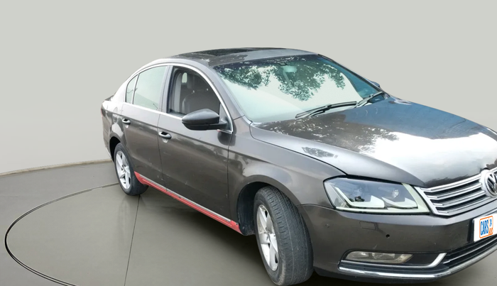 2013 Volkswagen Passat HIGHLINE DSG, Diesel, Automatic, 2,07,515 km, exterior