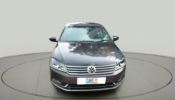 2013 Volkswagen Passat HIGHLINE DSG, Diesel, Automatic, 2,07,515 km, exterior