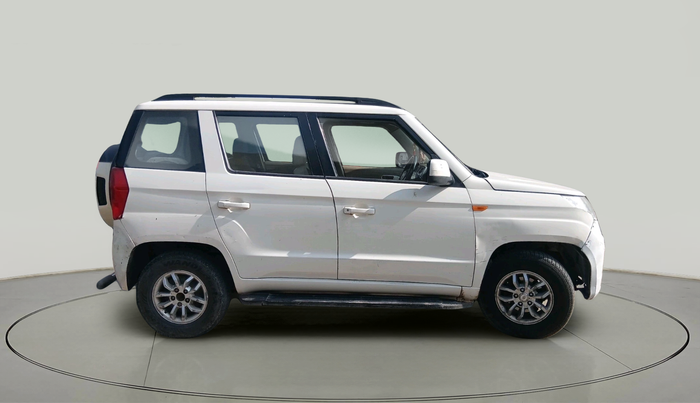 2016 Mahindra TUV300 T8, Diesel, Manual, 1,43,635 km, exterior