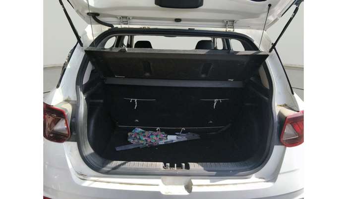 2022 Hyundai VENUE S+ 1.2, Petrol, Manual, 1,05,062 km, exterior