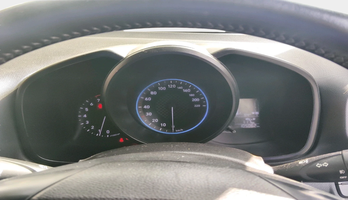 2022 Hyundai VENUE S+ 1.2, Petrol, Manual, 1,05,062 km, interior