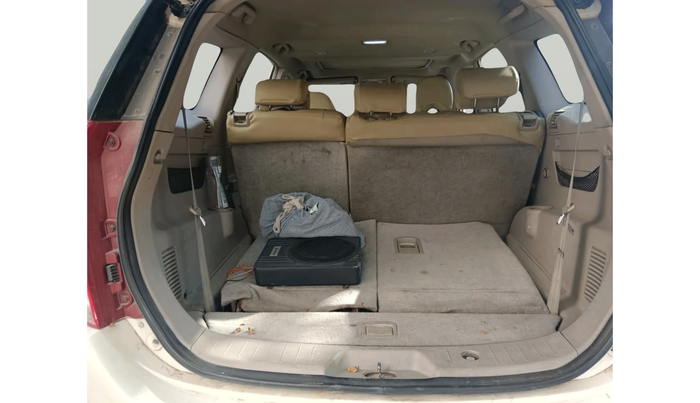 2016 Mahindra XUV500 W10 1.99, Diesel, Manual, 1,23,000 km, exterior