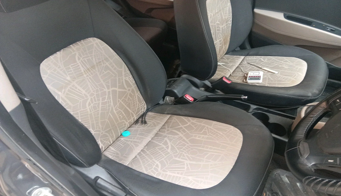 2016 Hyundai Grand i10 SPORTZ 1.2 KAPPA VTVT, Petrol, Manual, 61,631 km, interior