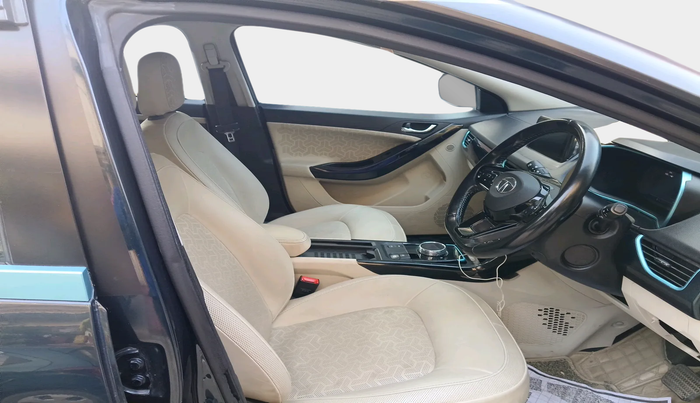 2022 Tata NEXON EV MAX XZ PLUS LUX FAST CHARGER, Electric, Automatic, 52,474 km, interior