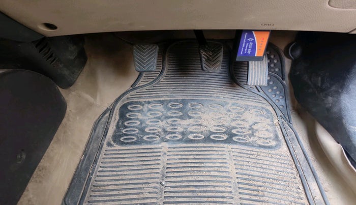 2016 Hyundai Eon ERA +, Petrol, Manual, 72,959 km, interior