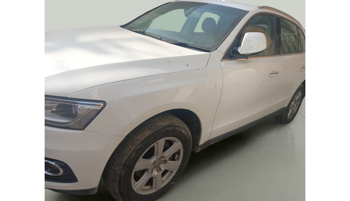 2015 Audi Q5 2.0 TDI QUATTRO, Diesel, Automatic, 1,37,076 km, exterior