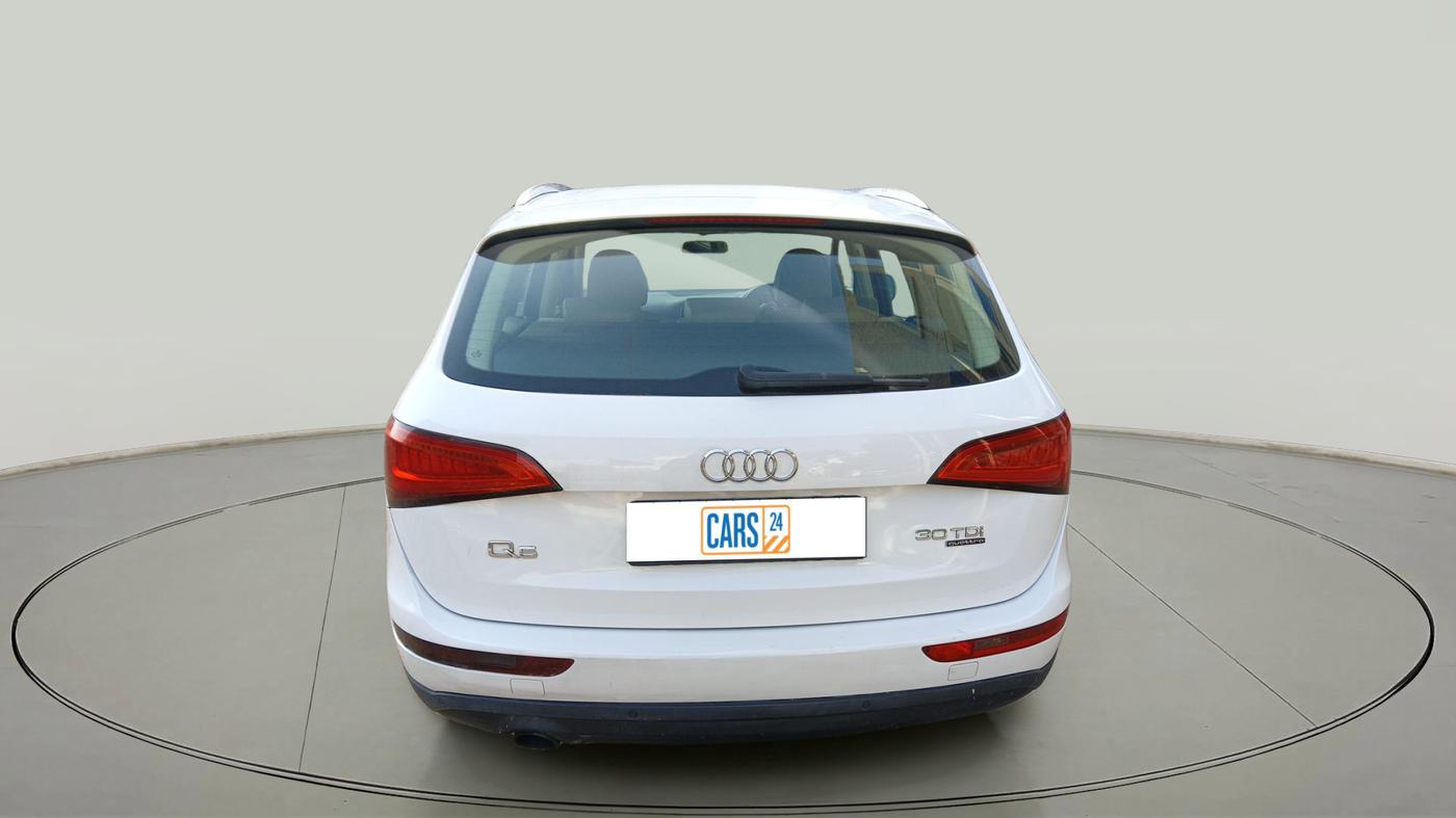 2015 Audi Q5 2.0 TDI QUATTRO, Diesel, Automatic, 1,37,076 km, exterior