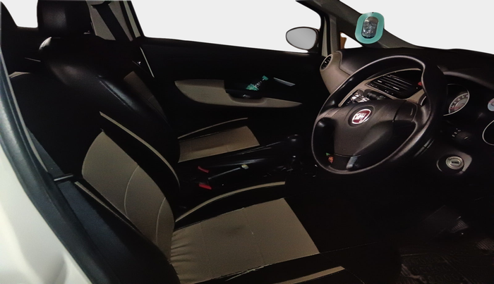 2014 Fiat Punto EVO MULTIJET 1.3 90 HP, Diesel, Manual, 1,72,156 km, interior