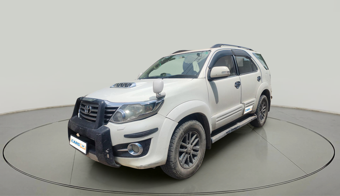2015 Toyota Fortuner 3.0 4X2 AT, Diesel, Automatic, 2,42,815 km, exterior
