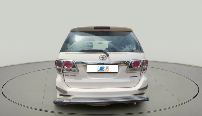 2015 Toyota Fortuner 3.0 4X2 AT, Diesel, Automatic, 2,42,815 km, exterior