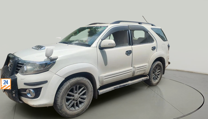 2015 Toyota Fortuner 3.0 4X2 AT, Diesel, Automatic, 2,42,815 km, exterior