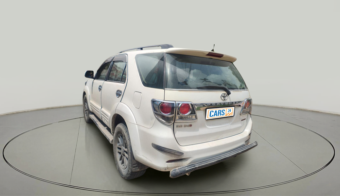 2015 Toyota Fortuner 3.0 4X2 AT, Diesel, Automatic, 2,42,815 km, exterior