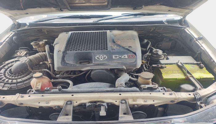2015 Toyota Fortuner 3.0 4X2 AT, Diesel, Automatic, 2,42,815 km, exterior